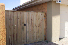 Custom gates by AKJ Fencing